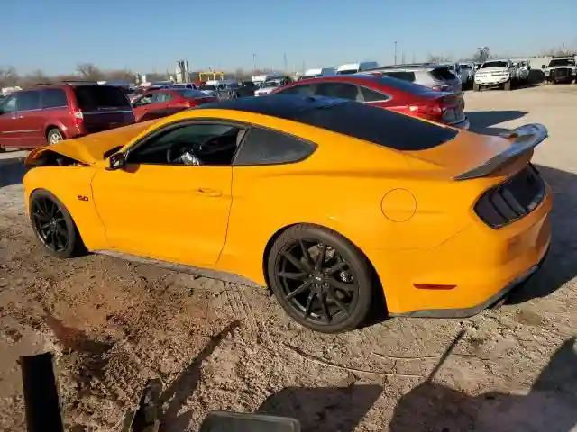 1FA6P8CF9J5128915 2018 FORD MUSTANG-1