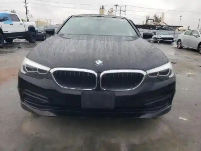 WBAJR3C01LWW77810 2020 BMW 5 SERIES-4