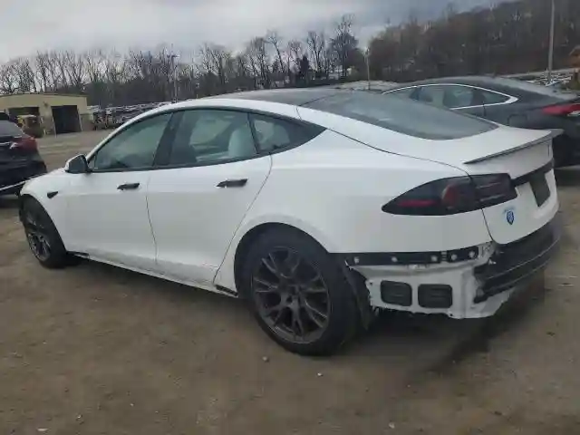 5YJSA1E64NF478200 2022 TESLA MODEL S-1
