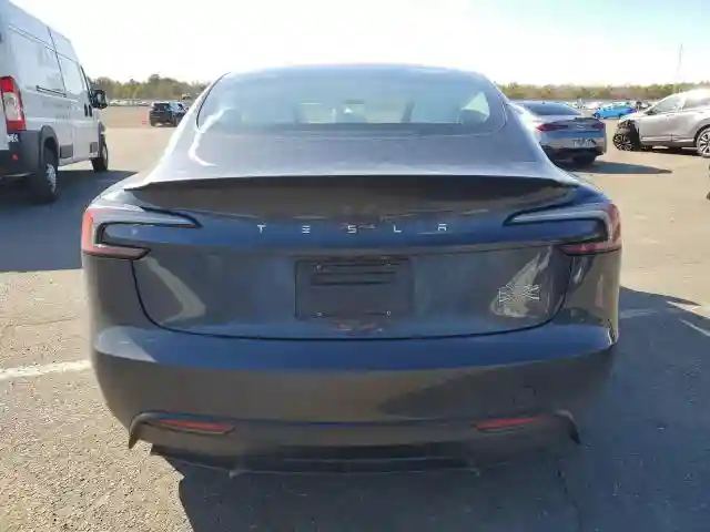 5YJ3E1ET3RF870749 2024 TESLA MODEL 3-5