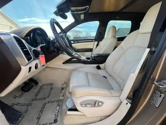 WP1AA2A26JKA00392 2018 PORSCHE CAYENNE-5