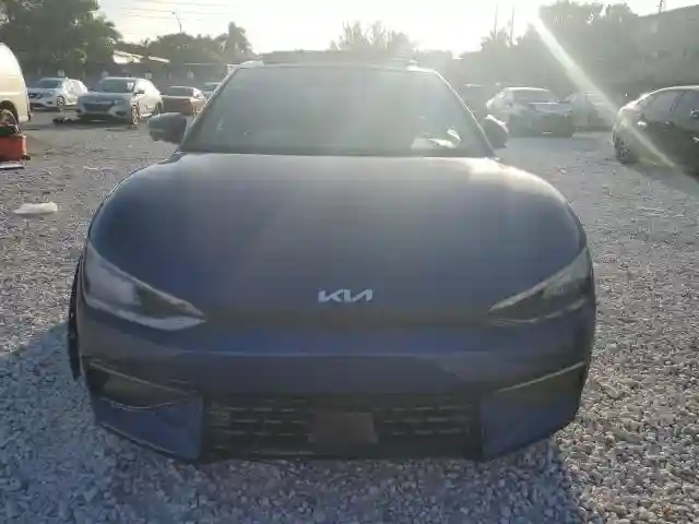 KNDC44LAXN5037208 2022 KIA EV6 GT LIN-4