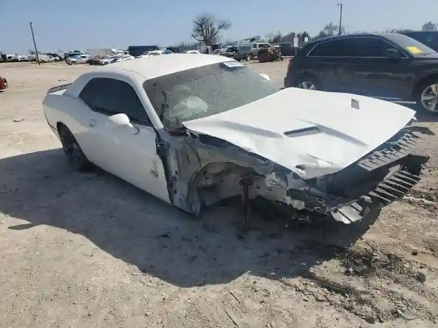 2C3CDZAG7PH685500 2023 DODGE CHALLENGER-3