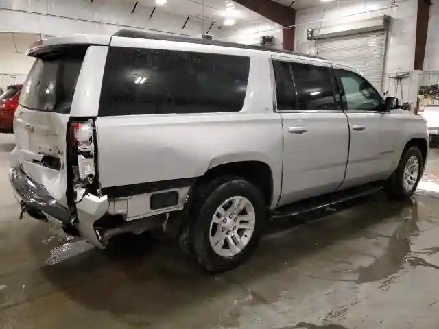 1GNSKHKCXHR210807 2017 CHEVROLET SUBURBAN-2