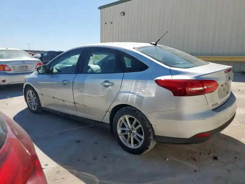 1FADP3F20GL285367 2016 FORD FOCUS-1