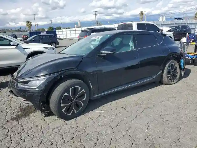 KNDC3DLC5N5047794 2022 KIA EV6 LIGHT-0