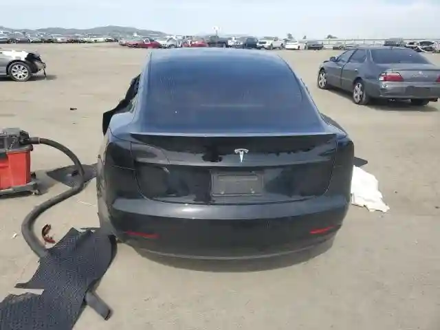 5YJ3E1EB0KF487218 2019 TESLA MODEL 3-5