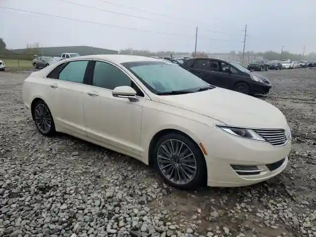 3LN6L2LU4GR601364 2016 LINCOLN MKZ-3