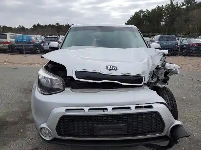 KNDJX3A52G7832128 2016 KIA SOUL-4