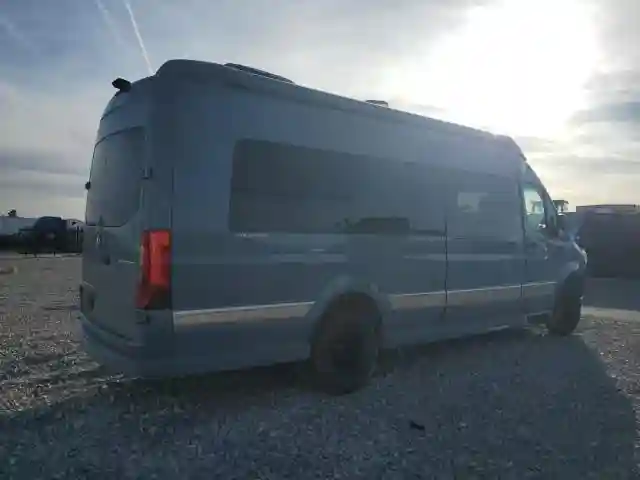 W1X8ND6Y4PT130185 2023 MERCEDES-BENZ SPRINTER-3