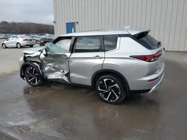 JA4J4UA82PZ052878 2023 MITSUBISHI OUTLANDER-1