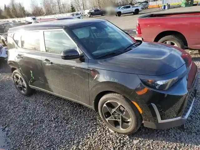 KNDJ33AU3R7899682 2024 KIA SOUL-3