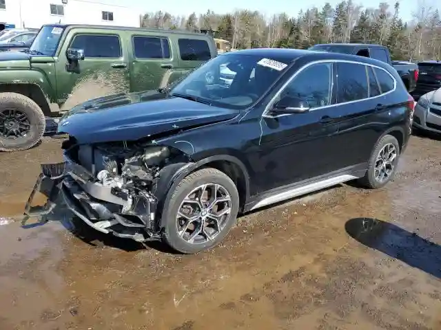 WBXJG9C03M5U08214 2021 BMW X1-0