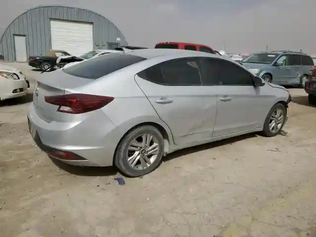 5NPD84LF8KH418376 2019 HYUNDAI ELANTRA-2