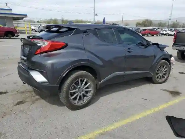 NMTKHMBX2KR096795 2019 TOYOTA C-HR-2