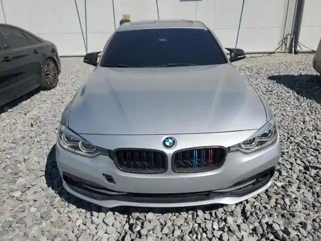 WBA8B9G52JNU98898 2018 BMW 3 SERIES-4