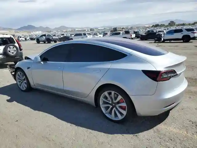 5YJ3E1EA2JF015351 2018 TESLA MODEL 3-1