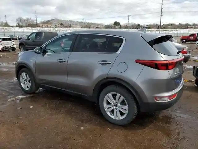 KNDPMCAC0J7340142 2018 KIA SPORTAGE-1