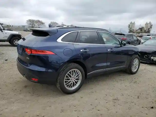 SADCJ2FX2JA275864 2018 JAGUAR F-PACE-2