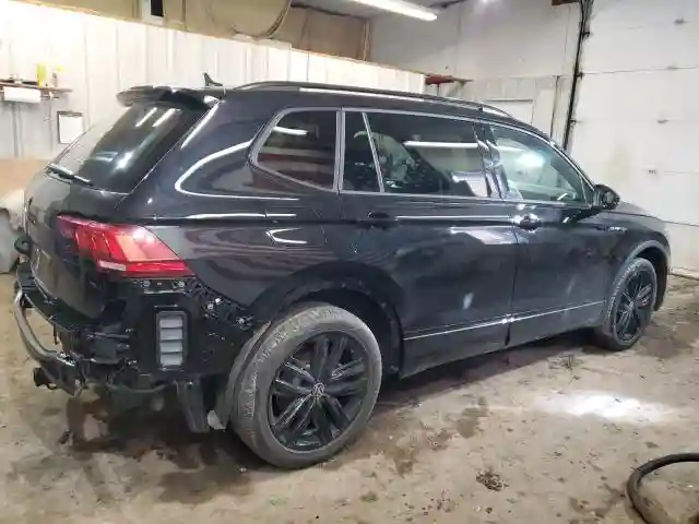 3VV8B7AX8NM102055 2022 VOLKSWAGEN TIGUAN-2