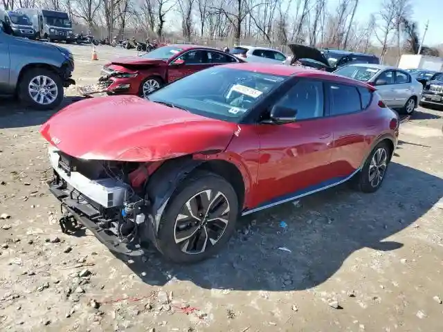 KNDC34LA2P5129208 2023 KIA EV6 LIGHT-0