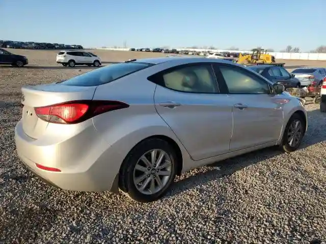 5NPDH4AE4GH722774 2016 HYUNDAI ELANTRA-2