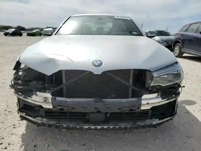 WBAJE5C36HG914374 2017 BMW 5 SERIES-4