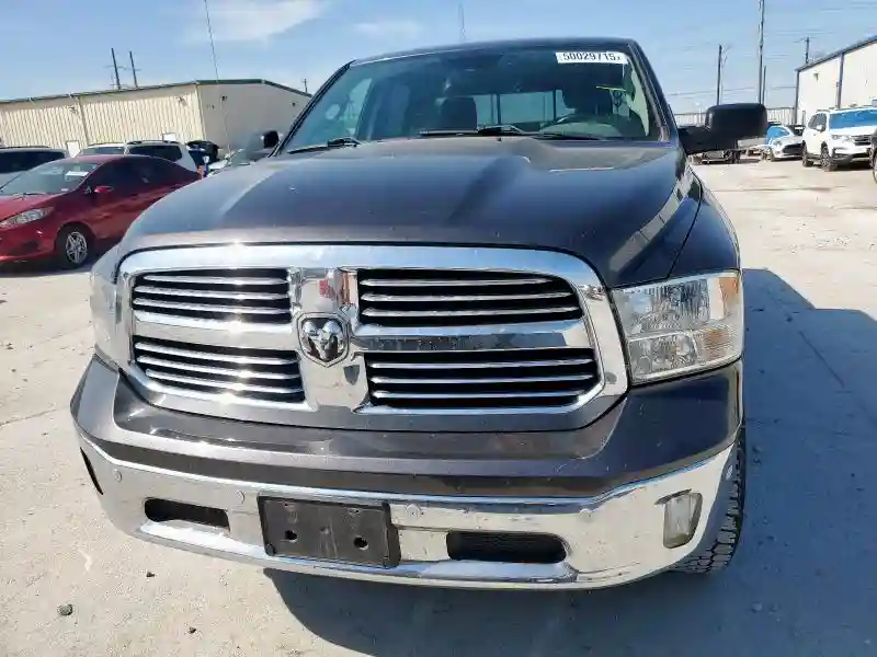 1C6RR7LT9KS536536 2019 RAM 1500-4