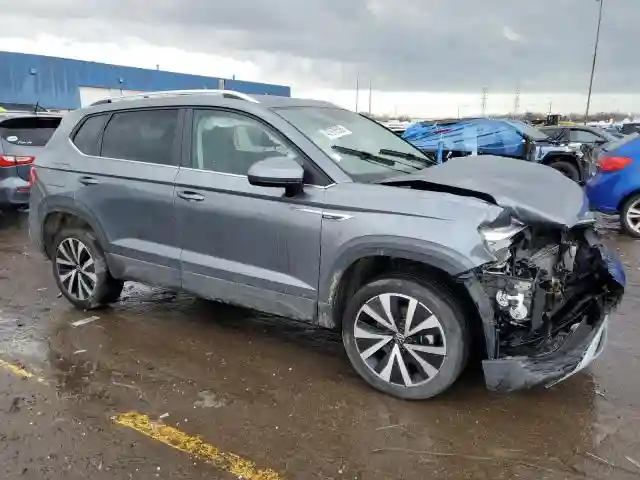 3VVSX7B22RM012819 2024 VOLKSWAGEN TAOS SE-3