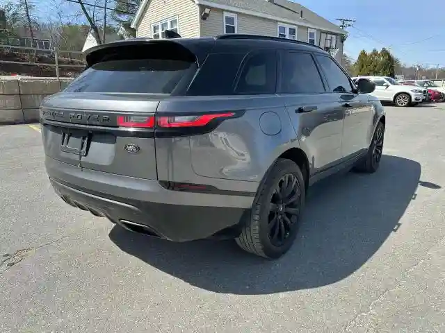 SALYL2EV8KA785867 2019 LAND ROVER RANGEROVER-2