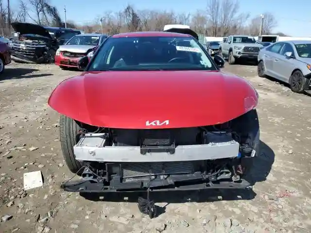 KNDC34LA2P5129208 2023 KIA EV6 LIGHT-4