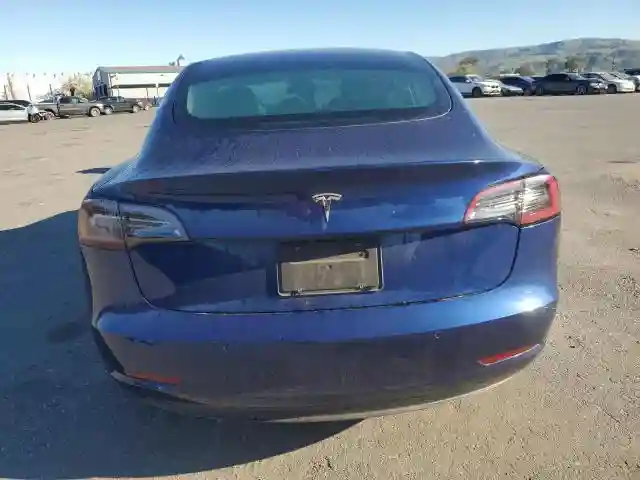 5YJ3E1EA3MF076793 2021 TESLA MODEL 3-5