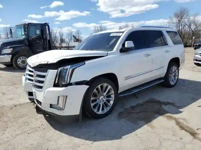 1GYS4BKJ4HR396515 2017 CADILLAC ESCALADE-0