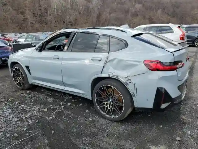 5YM23EC00P9S11365 2023 BMW X4 M-1