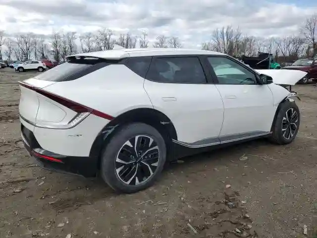 KNDC3DLC6R5192221 2024 KIA EV6 LIGHT-2