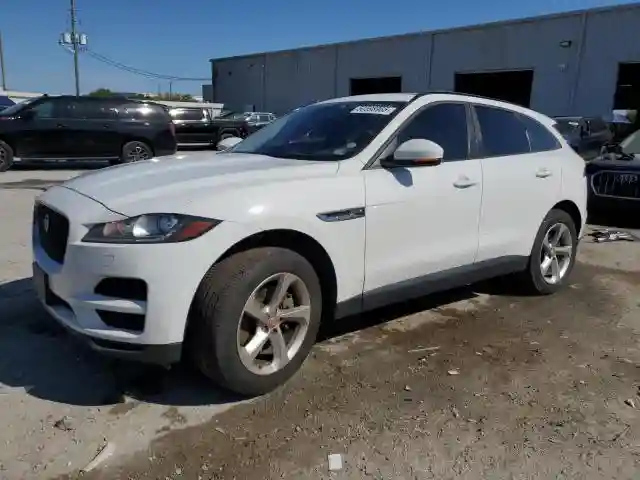 SADCJ2GX3JA328201 2018 JAGUAR F-PACE-0
