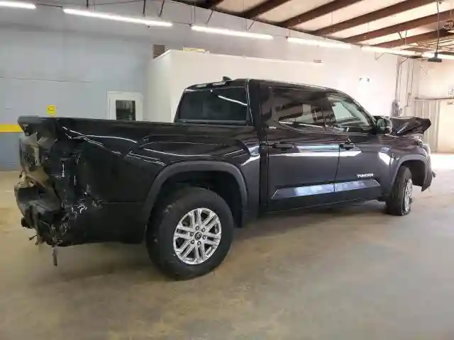 5TFLA5AB8NX018333 2022 TOYOTA TUNDRA-2