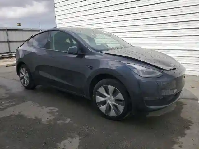 7SAYGDED4RF017614 2024 TESLA MODEL Y-3