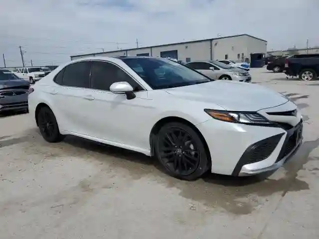 4T1K61AK2MU527979 2021 TOYOTA CAMRY-3