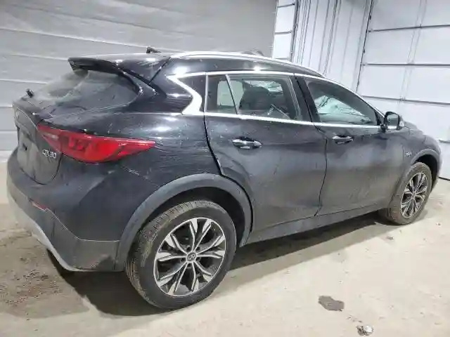 SJKCH5CR5KA010465 2019 INFINITI QX30-2