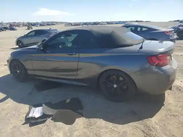 WBA2L3C34HV667639 2017 BMW M2-1