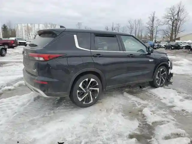 JA4T5VA9XSZ001867 2025 MITSUBISHI OUTLANDER-2