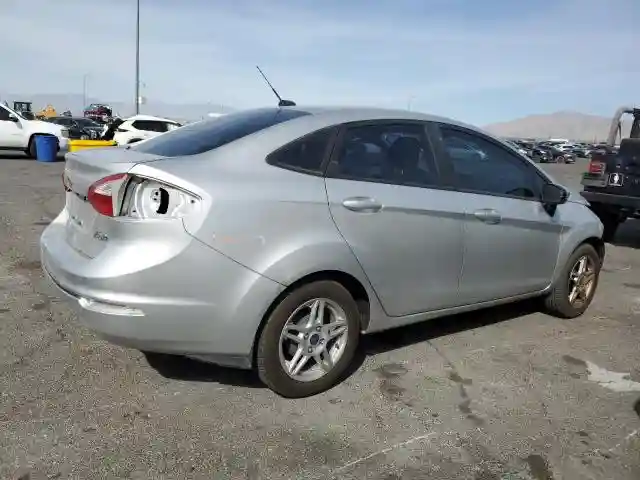 3FADP4BJ3JM110152 2018 FORD FIESTA-2