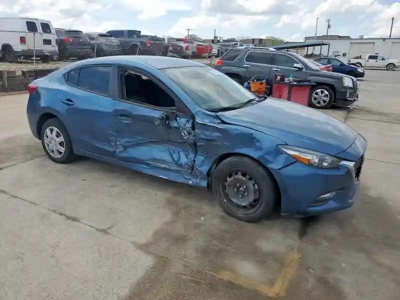 3MZBN1U73HM158121 2017 MAZDA 3-3