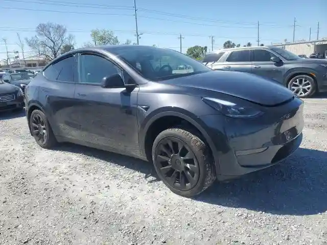 7SAYGDED3RF177273 2024 TESLA MODEL Y-3