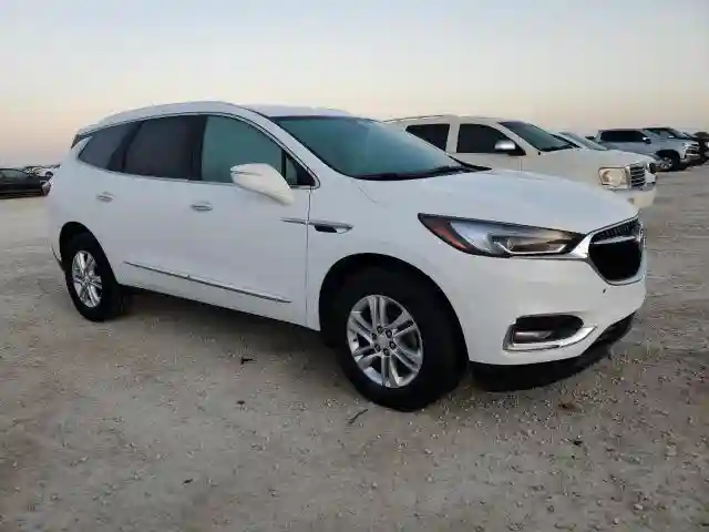 5GAERBKW5JJ122102 2018 BUICK ENCLAVE-3