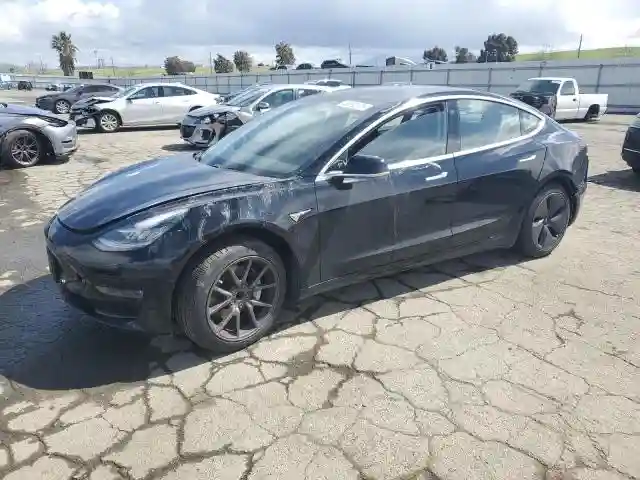 5YJ3E1EA0JF036313 2018 TESLA MODEL 3-0