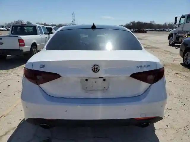 ZARFAEENXH7538335 2017 ALFA ROMEO GIULIA-5