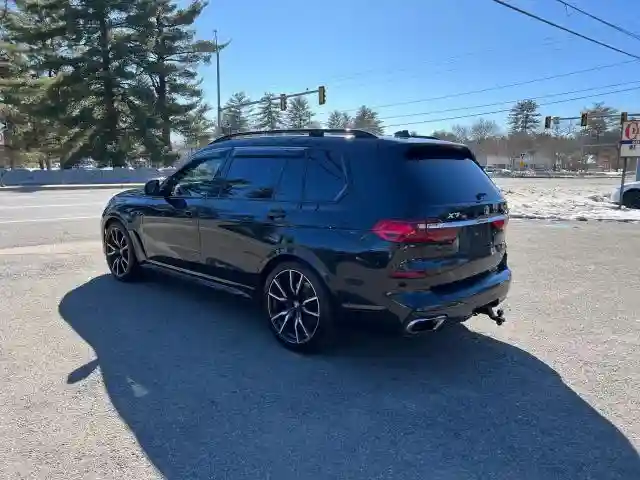 5UXCX4C53KLB39548 2019 BMW X7-2