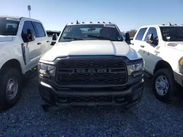 3C63R3GJ2RG242517 2024 RAM 3500-4